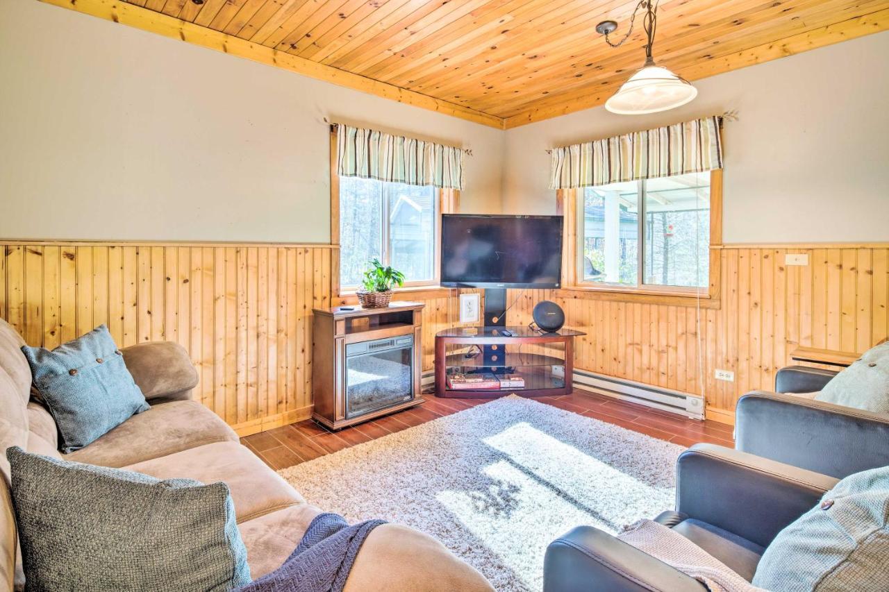 Penrose Home With Covered Deck And Fire Pit! Exterior foto